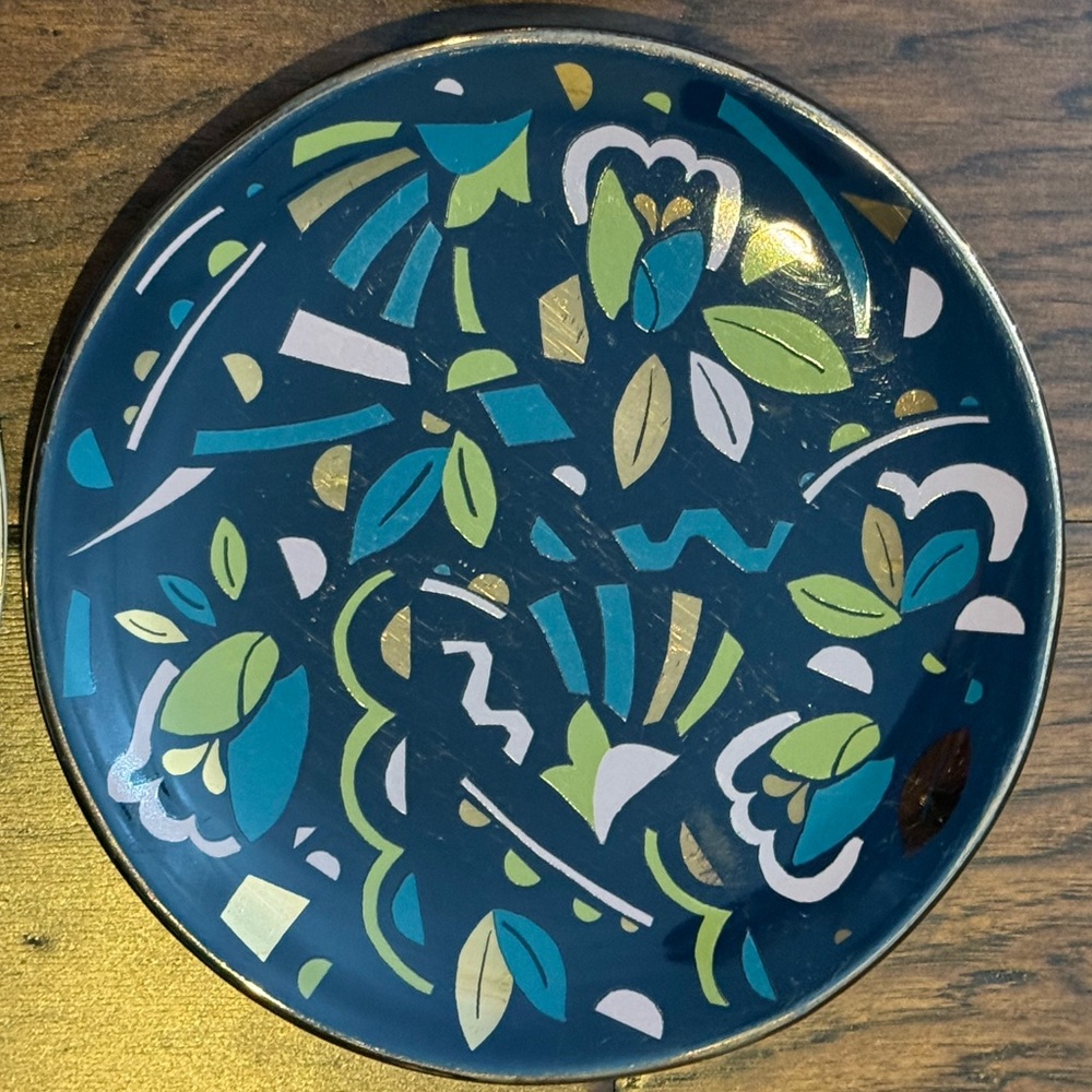 Set of 4 WEST ELM Confetti Pop Art Botanical Desert Plates 6-7/8” diameter - Picture 4 of 8